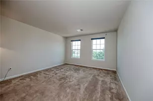 228 Oakmont Dr, Ross Twp, PA 15229 - Photo 17