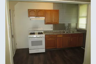 1200 Holmes St, McKees Rocks, PA 15136 - Photo 5