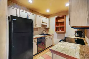 394 3rd St, Beaver, PA 15009 - Photo 5