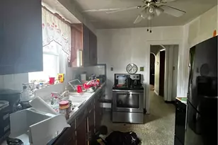 2031 Victoria Ave, Arnold, PA 15068 - Photo 13