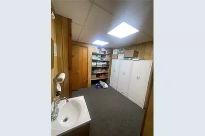 210 S Monroe Street, Butler, PA 16001 - Photo 7