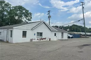 210 S Monroe St, Butler, PA 16001 - Photo 3