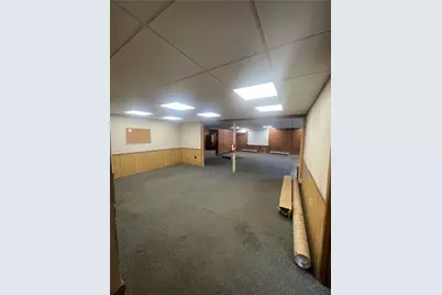210 S Monroe Street, Butler, PA 16001 - Photo 11