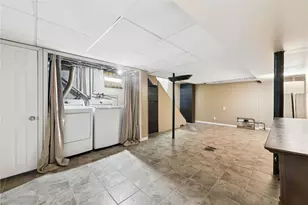 1233 Arkansas Ave, Pittsburgh, PA 15216 - Photo 31