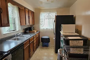 1333 Riverview Dr, Pittsburgh, PA 15147 - Photo 9