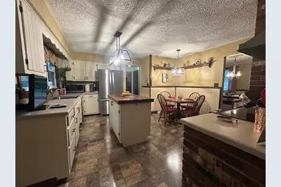 739 Melody Ln, Shenango Township, PA 16101 - Photo 3