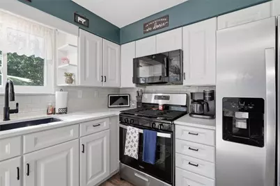 114 Kollar Dr, Liberty Boro, PA 15133 - Photo 15
