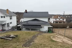 28 Grant St, Menallen Township, PA 15468 - Photo 9
