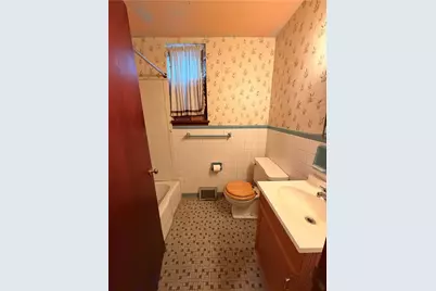329 Highland Ave, Pittsburgh, PA 15229 - Photo 9