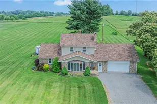 1449 N Tower Rd, Perry Township, PA 16123 - Photo 3