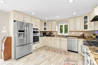 7115 Sansue Drive, Bethel Park, PA 15102 - Photo 9