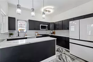 2012 Forbes Ave, Pittsburgh, PA 15219 - Photo 25