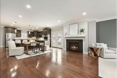 154 Sweetbriar Village Trl, Pittsburgh, PA 15211 - Photo 13