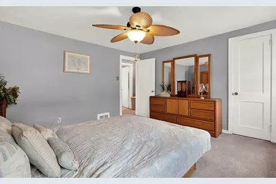 320 Cedar St, Jeannette, PA 15644 - Photo 15