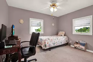 320 Cedar St, Jeannette, PA 15644 - Photo 17