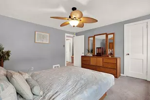 320 Cedar St, Jeannette, PA 15644 - Photo 15