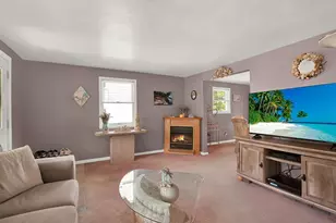 320 Cedar St, Jeannette, PA 15644 - Photo 7