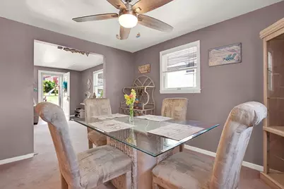 320 Cedar St, Jeannette, PA 15644 - Photo 9
