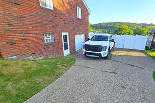 2623 Beverly Dr, Canton Township, PA 15301 - Photo 37