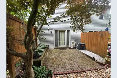 120 Spruce Ct, Ross Twp, PA 15229 - Photo 5