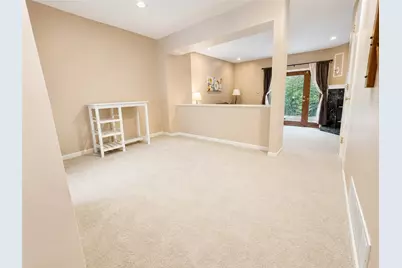 120 Spruce Ct, Ross Twp, PA 15229 - Photo 11