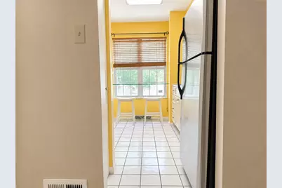 120 Spruce Ct, Ross Twp, PA 15229 - Photo 9