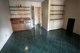 510 Station St, Bridgeville, PA 15017 - Photo 13