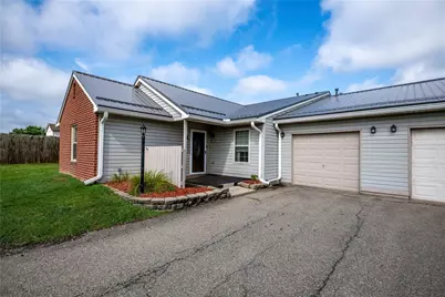 203 Brookstone Ct, Center Township, PA 16001 - Photo 1