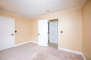 203 Brookstone Ct, Center Township, PA 16001 - Photo 21