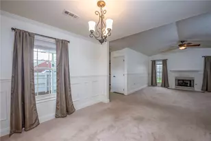 203 Brookstone Ct, Center Township, PA 16001 - Photo 11