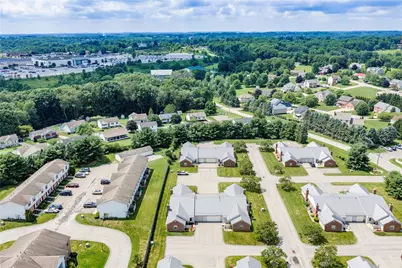 203 Brookstone Ct, Center Township, PA 16001 - Photo 29