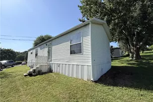 124 Woodbine Ln, Oakland Township, PA 16001 - Photo 19