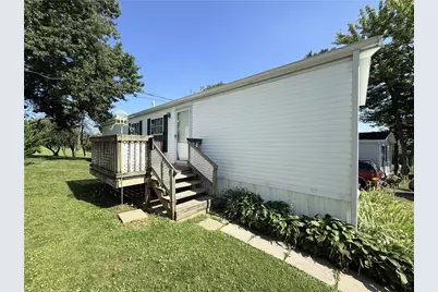 124 Woodbine Ln, Oakland Township, PA 16001 - Photo 3