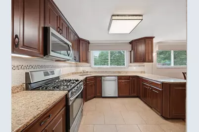 8424 Edwood Rd, Pittsburgh, PA 15237 - Photo 11