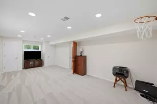 8424 Edwood Rd, Pittsburgh, PA 15237 - Photo 25