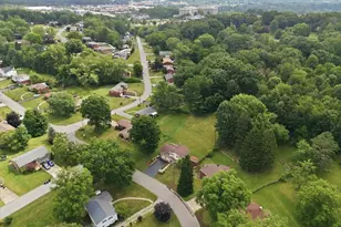 8424 Edwood Rd, Pittsburgh, PA 15237 - Photo 29