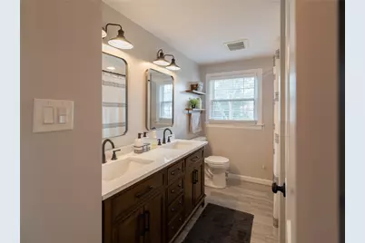 236 Lisa Dr, Bethel Park, PA 15102 - Photo 23