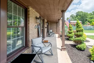 236 Lisa Dr, Bethel Park, PA 15102 - Photo 3