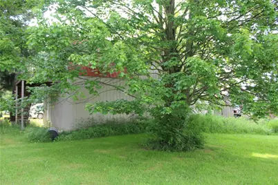 28 Deniker Ln, Wolf Creek Township, PA 16127 - Photo 15