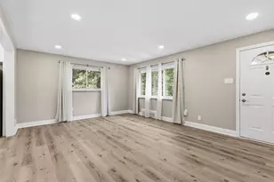 208 Maplewood Dr, Peters Township, PA 15317 - Photo 7
