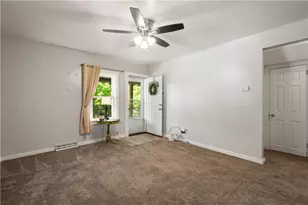 955 Boyce Rd, Bridgeville, PA 15017 - Photo 9