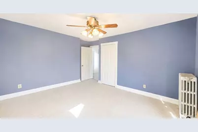 439 Longfellow Street, Vandergrift, PA 15690 - Photo 9