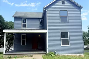 2013 S Jefferson St, Shenango Township, PA 16102 - Photo 1