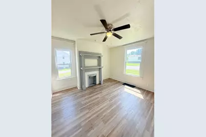 2013 S Jefferson St, Shenango Township, PA 16102 - Photo 5