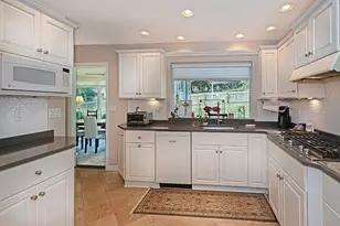 9745 Lindsay Rd, Pittsburgh, PA 15237 - Photo 11
