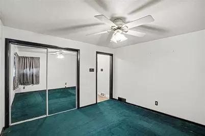 3222 Roosevelt Ave, Hopewell Township, PA 15001 - Photo 17