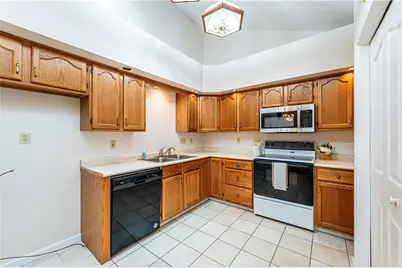 317 Vista Dr, Unity Township, PA 15601 - Photo 13