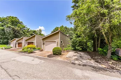 317 Vista Dr, Unity Township, PA 15601 - Photo 5