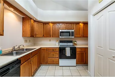 317 Vista Dr, Unity Township, PA 15601 - Photo 13