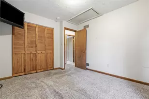 1015 Cliff Mine Rd, North Fayette, PA 15126 - Photo 21